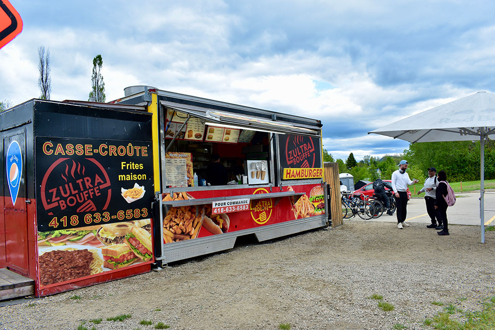 Casse Croute Zultra Bouffe Baie St Paul